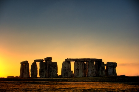 Stonehenge. Photo credit: Simon Wakefield. Source: Wikimedia Commons.